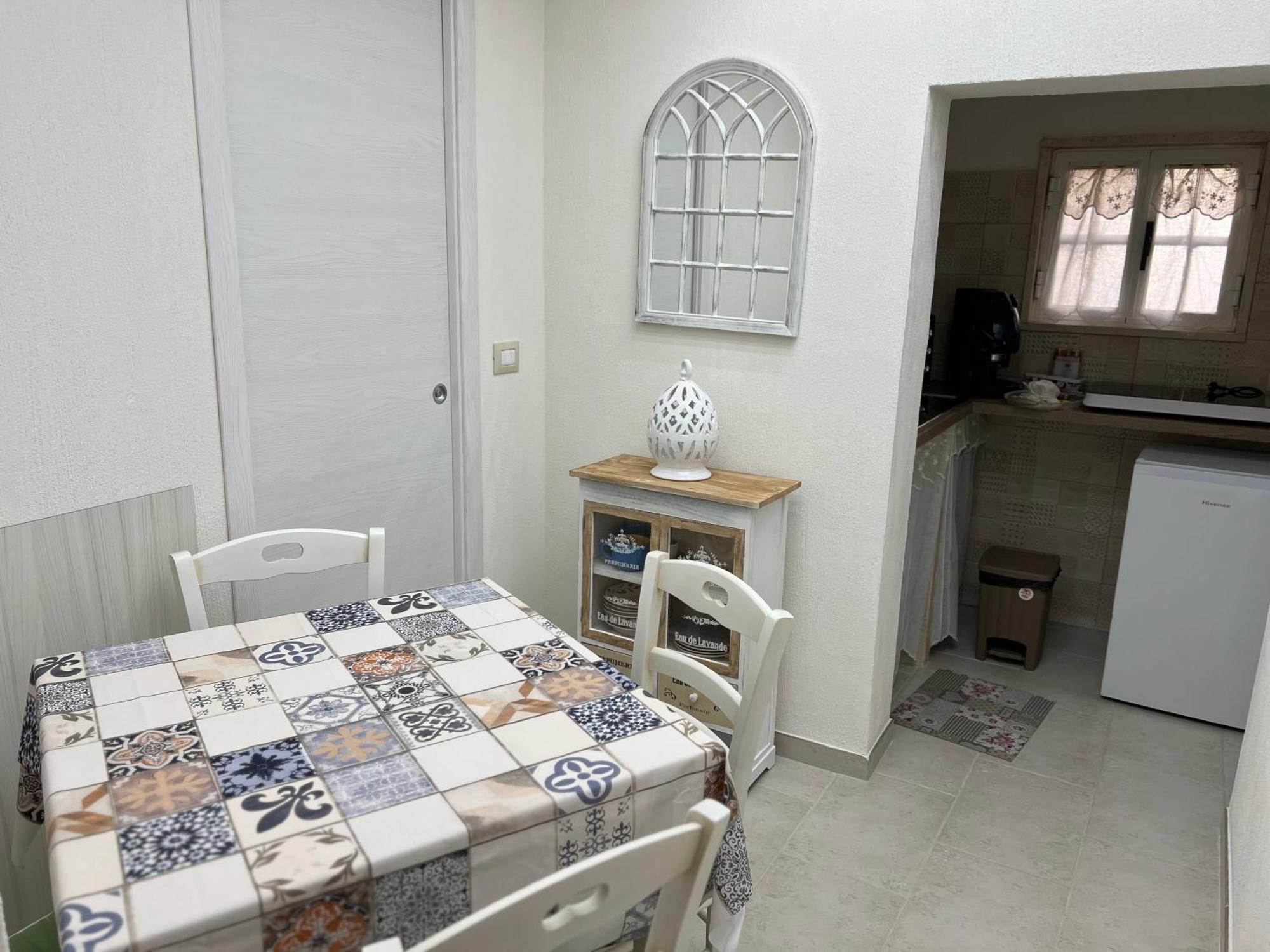 Suite Cavour Luxury Home Taranto Exteriör bild